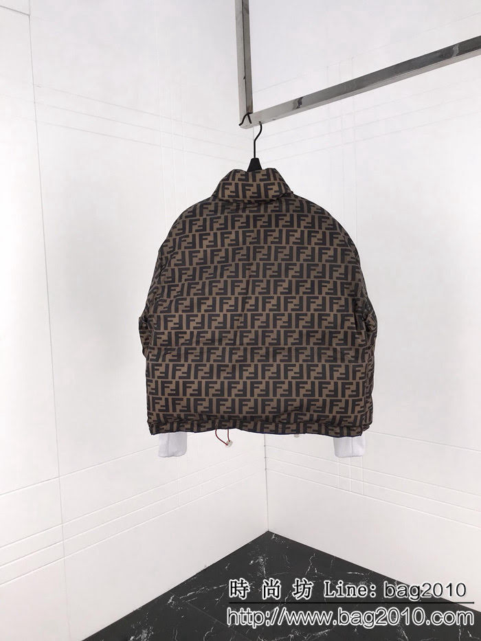 FENDI芬迪 專櫃同步 18秋冬新款 FF圖案 男款兩面穿棉服 ydi2218